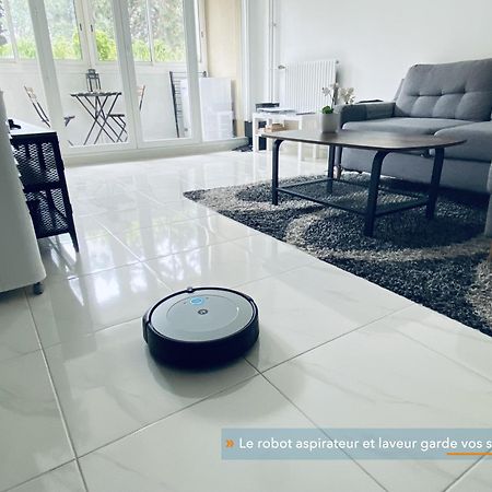 Appartement Parisien Neuf, Moderne Avec Une Grande Salon, 2 Chambres, 4 Lits, Parking Gratuit, 15Min De Paris Et 13 Min Aeroport Orly Витри сюр Сен Екстериор снимка